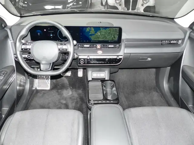 Hyundai Ioniq 5 view 6