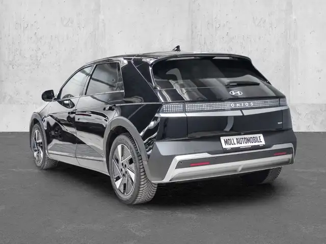 Hyundai Ioniq 5 view 2
