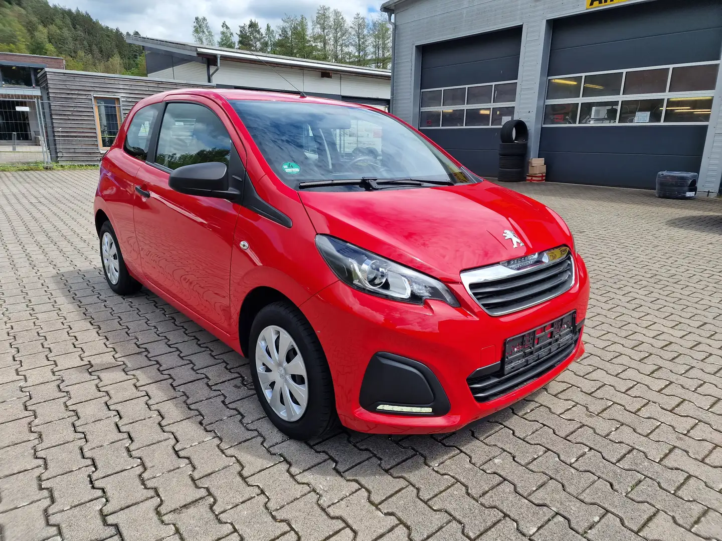 Peugeot 108 Access Rot - 1