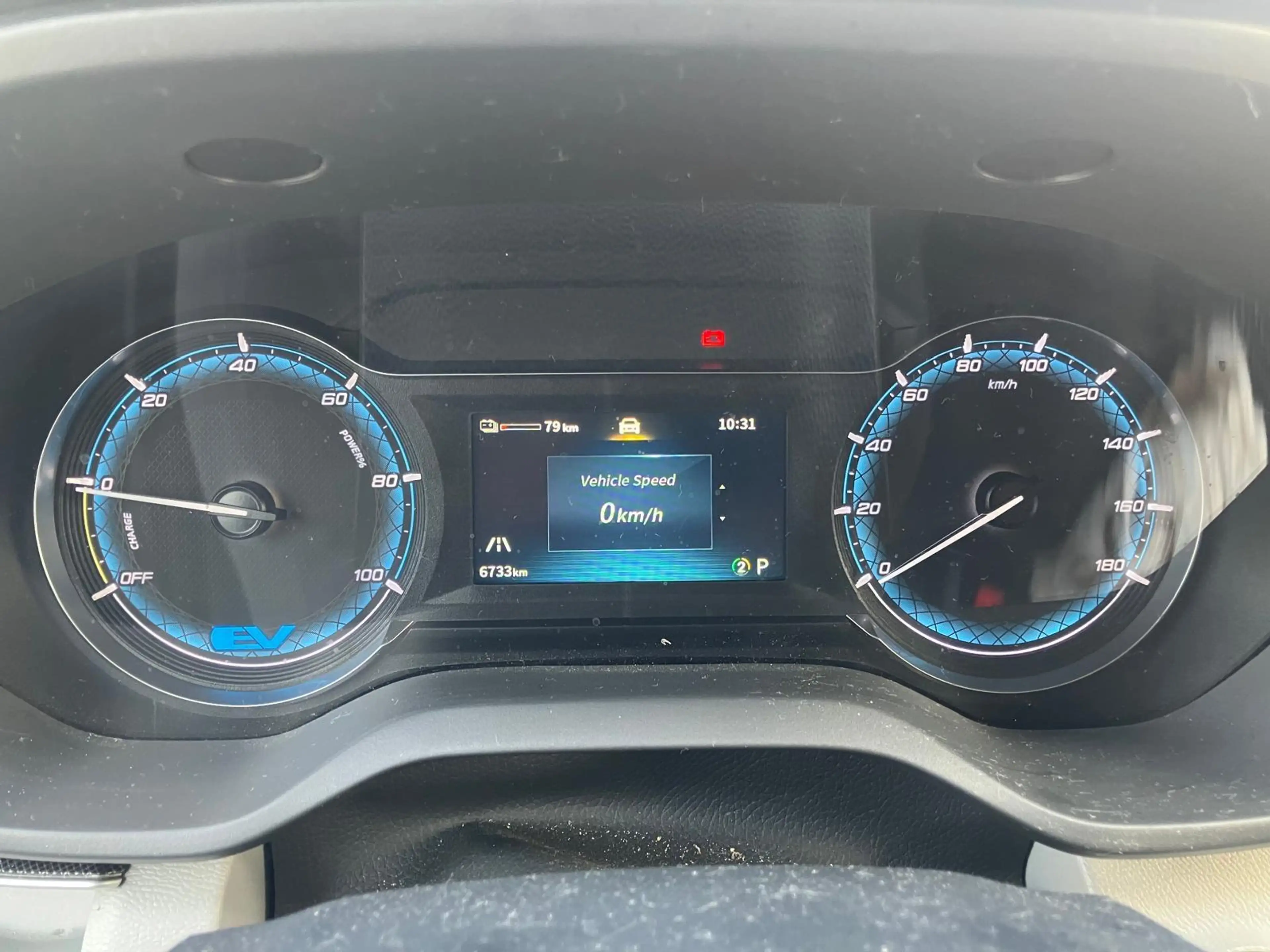 Maxus eDeliver 9 L3H3 89kWh N1 — photo 9