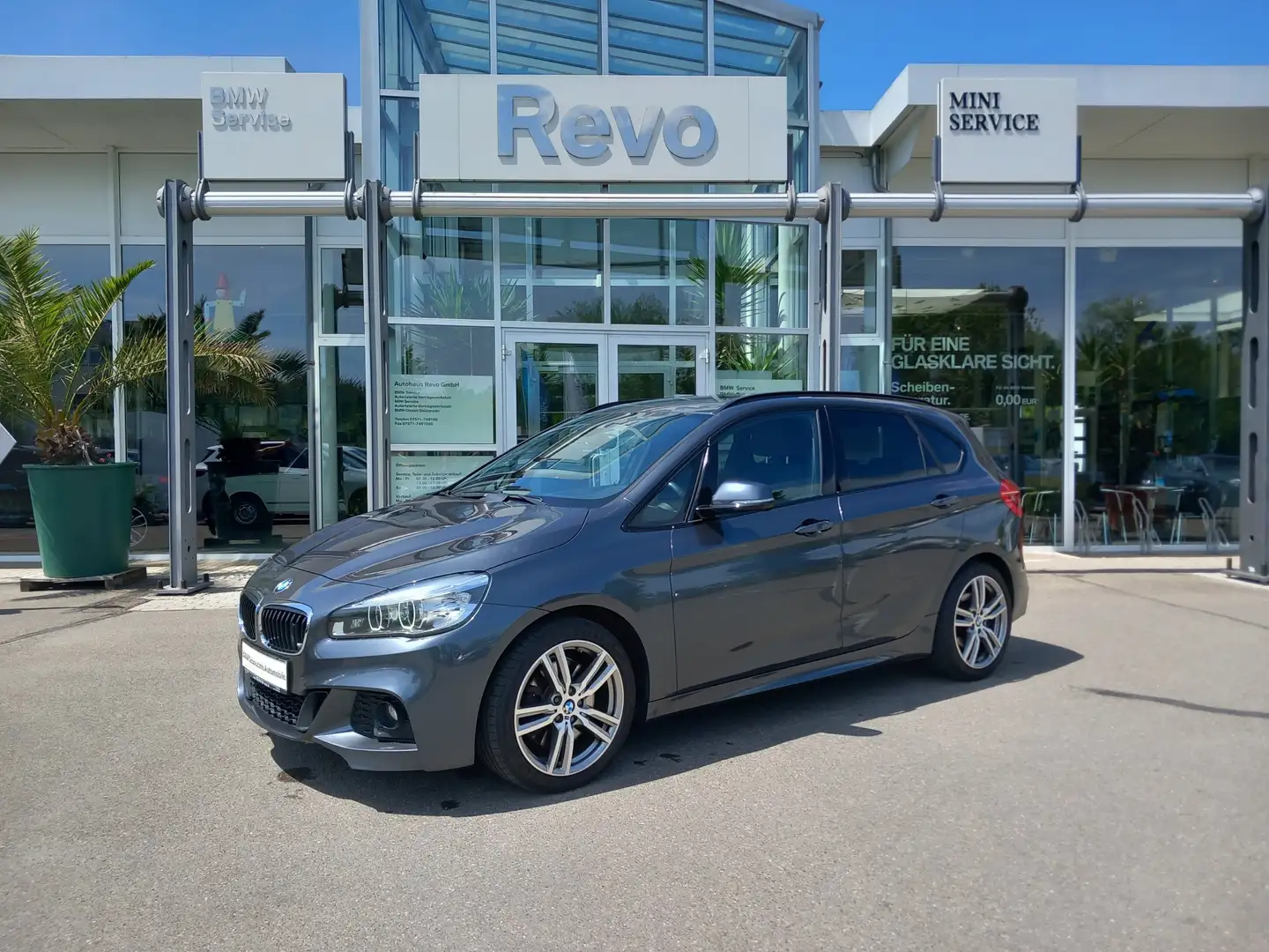 BMW 225 i Active Tourer xDrive Aut MSport LED DriveAss Hif Grau - 1