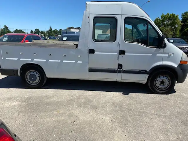 Renault Master view 9