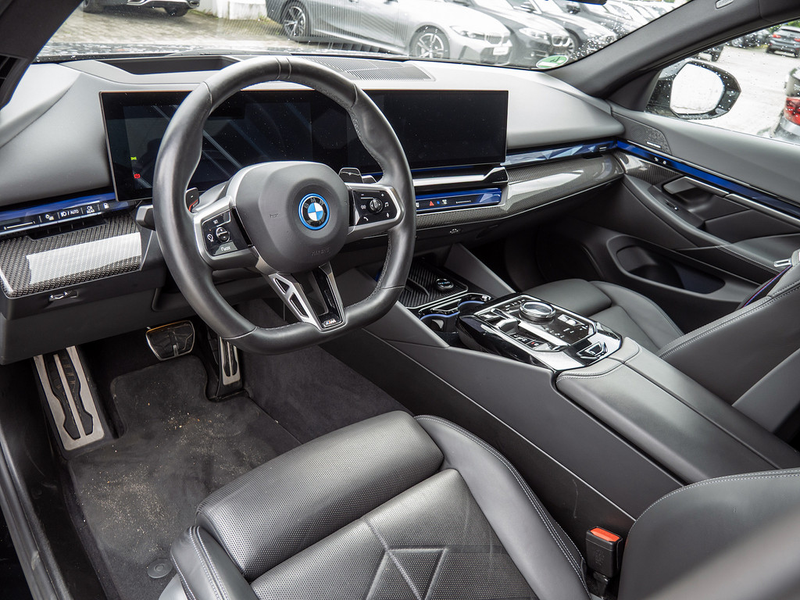 BMW 550 e xDrive M Sport PRO AHK+DRIVING-PROF+INN — photo 8