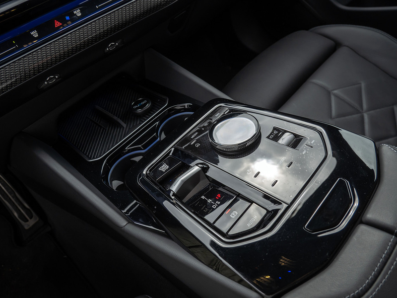 BMW 550 e xDrive M Sport PRO AHK+DRIVING-PROF+INN — photo 14