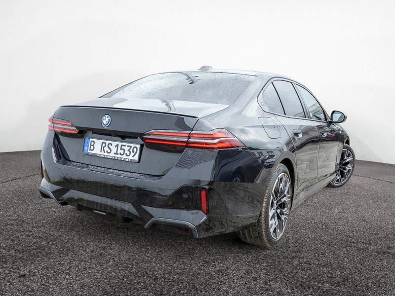 BMW 550 e xDrive M Sport PRO AHK+DRIVING-PROF+INN — photo 3
