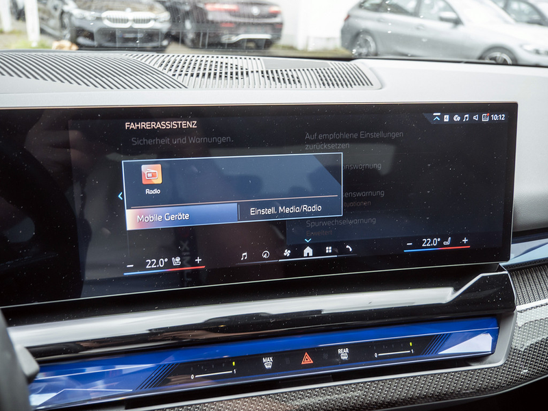 BMW 550 e xDrive M Sport PRO AHK+DRIVING-PROF+INN — photo 12