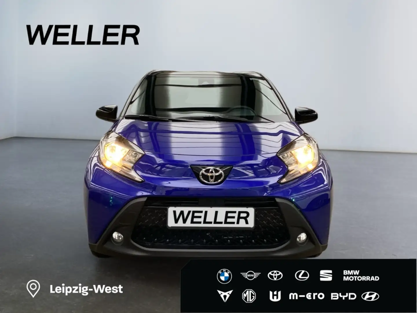 Toyota Aygo X Team D *ACC*Kamera*CarPlay*SHZ*Bi-Tone*DAB* Blau - 2