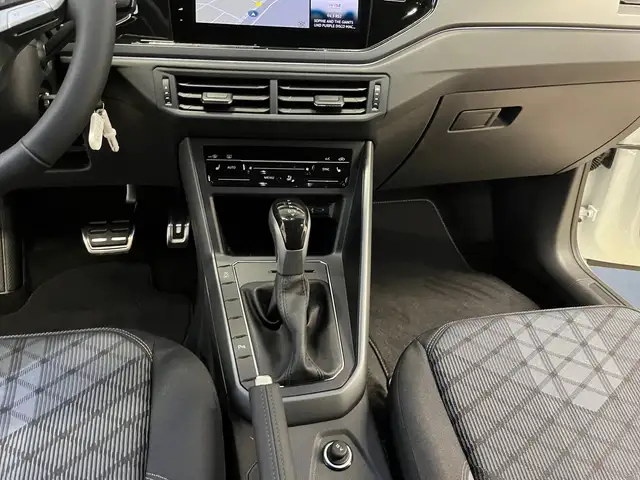 Volkswagen Taigo view 9