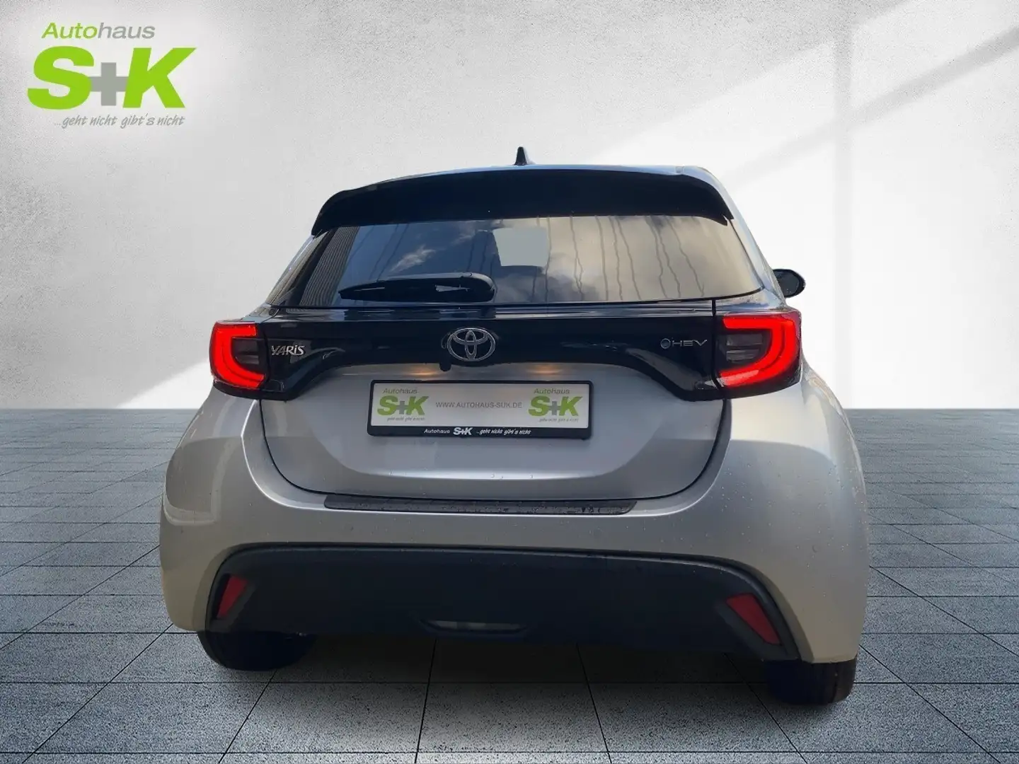 Toyota Yaris 1,5-l-VVT-iE Hybrid Syst. 85kW (116 PS) ESP Argento - 2