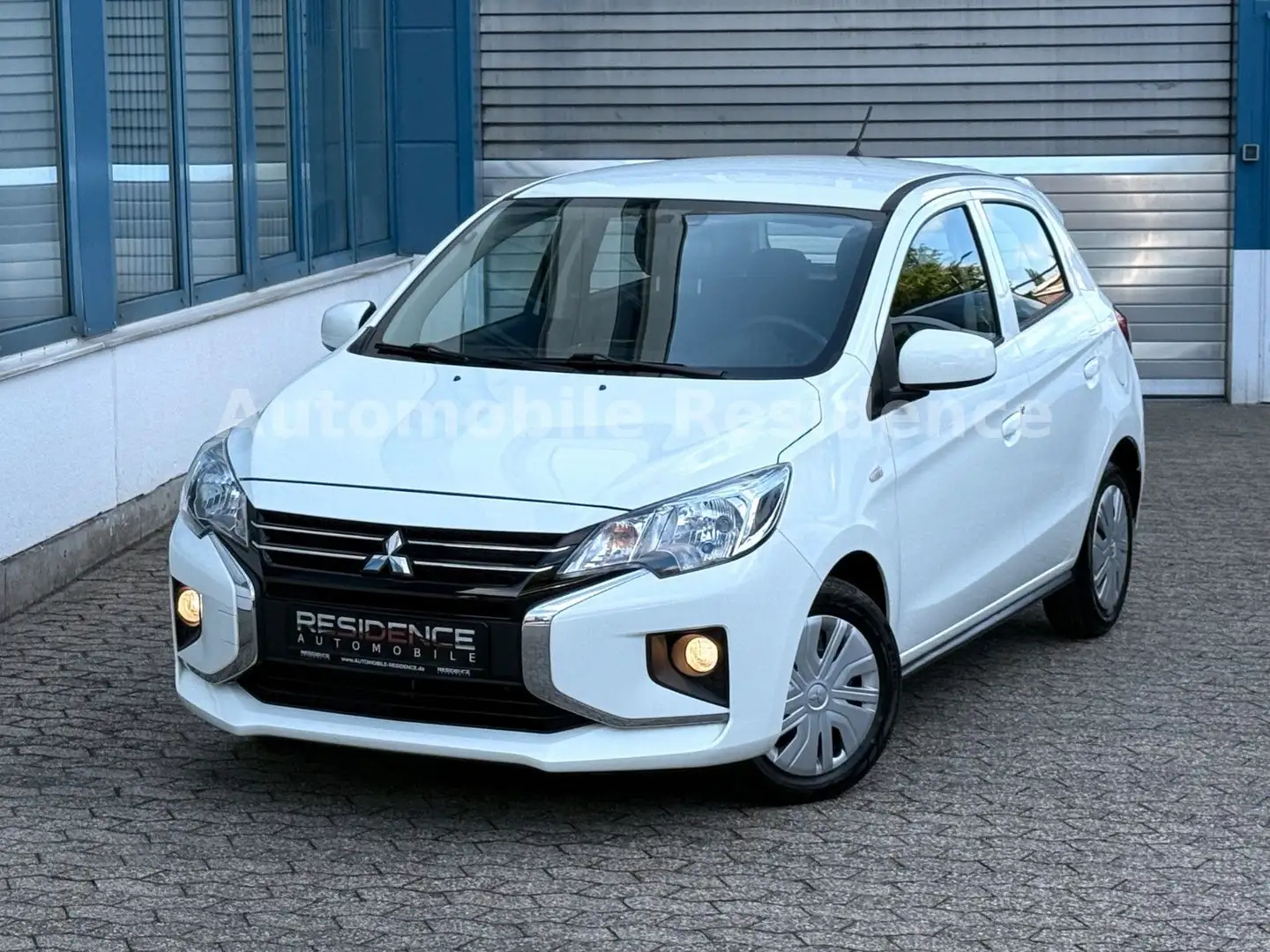 Mitsubishi Space Star Select 1.2*KLIMA*E-PAKET*DAB*1HD*TOP* Weiß - 1