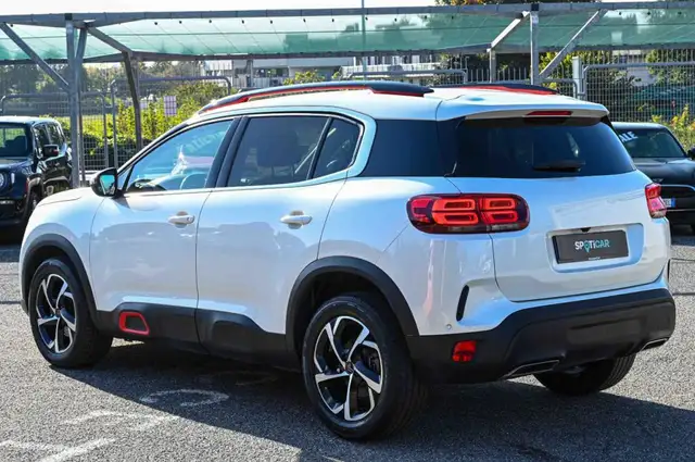 Citroen C5 Aircross view 4