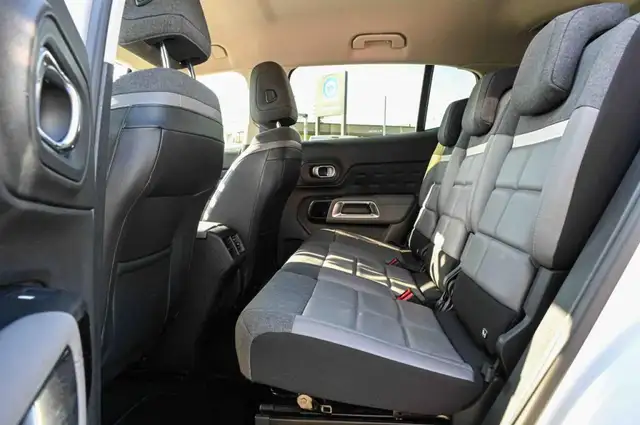 Citroen C5 Aircross view 11