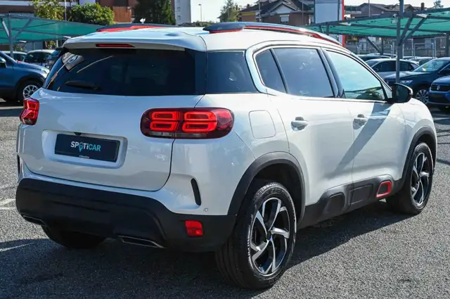 Citroen C5 Aircross view 3