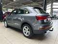 Audi Q3 2.0 TFSI quattro,*NAVI*AHK*Allwetter* Grijs - thumbnail 2