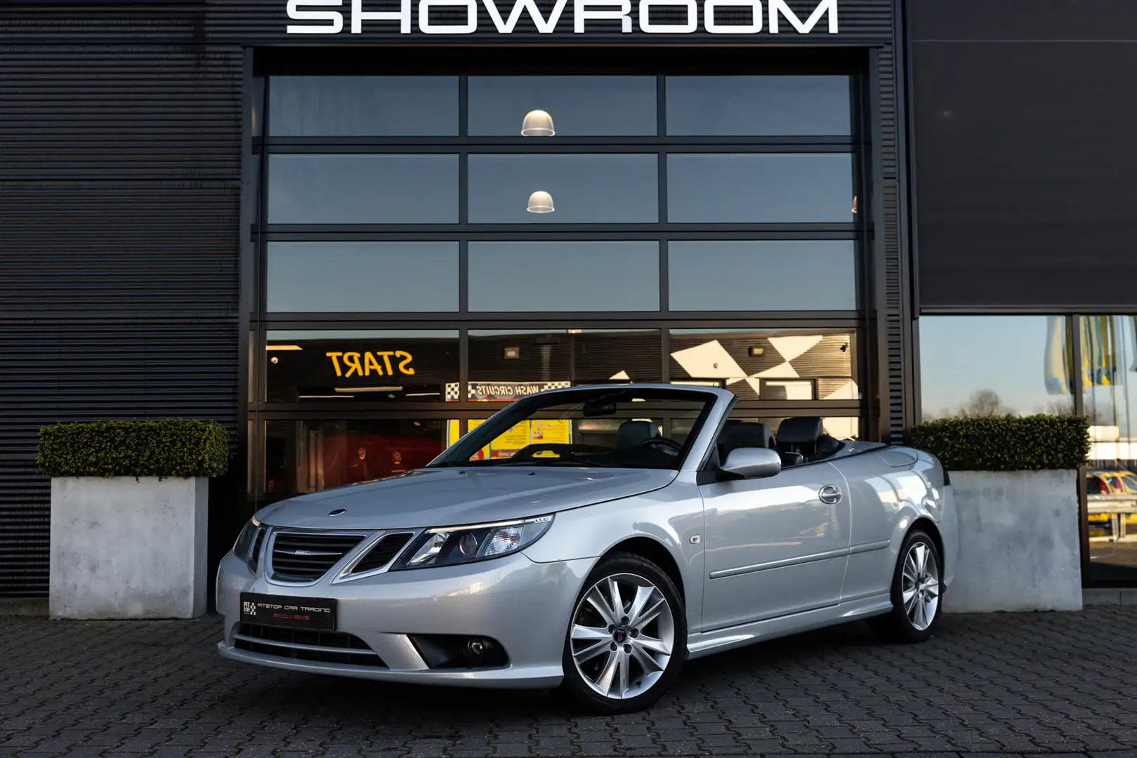 Saab 9-3 Cabrio 2.0T Vector, Hirsch 230pk, Windscherm, Nieu Gris - 2