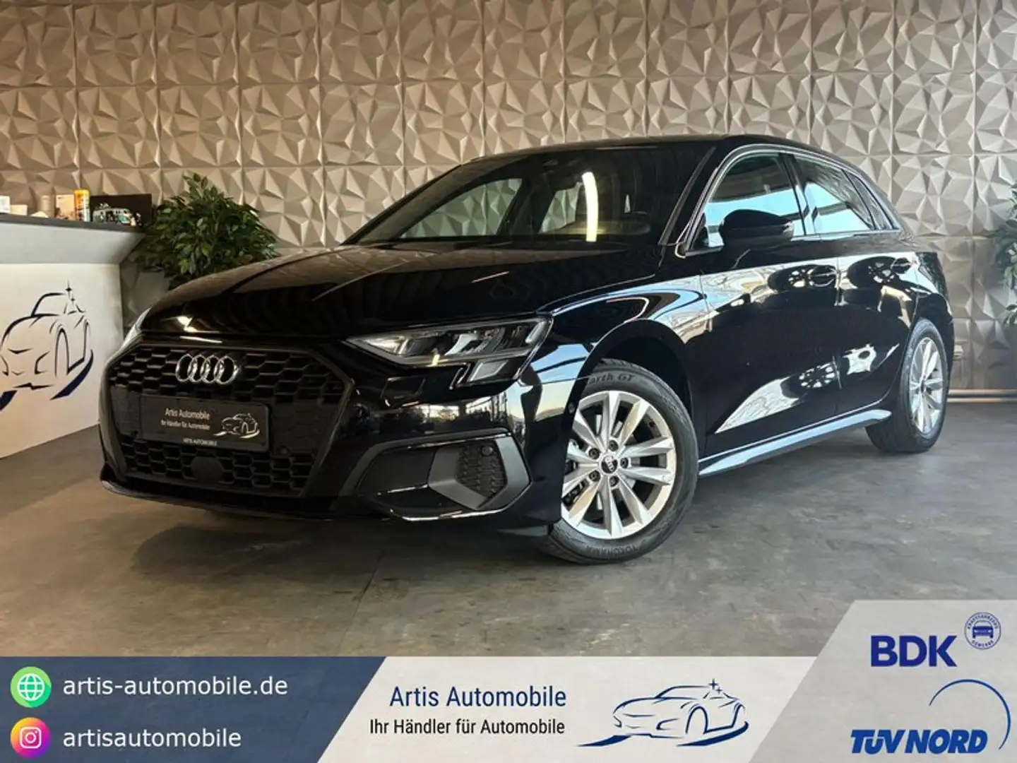 Audi A3 Sportback 35 TFSI basis*CARPLAY-NAVI*VRT-COCKPIT*P Schwarz - 1