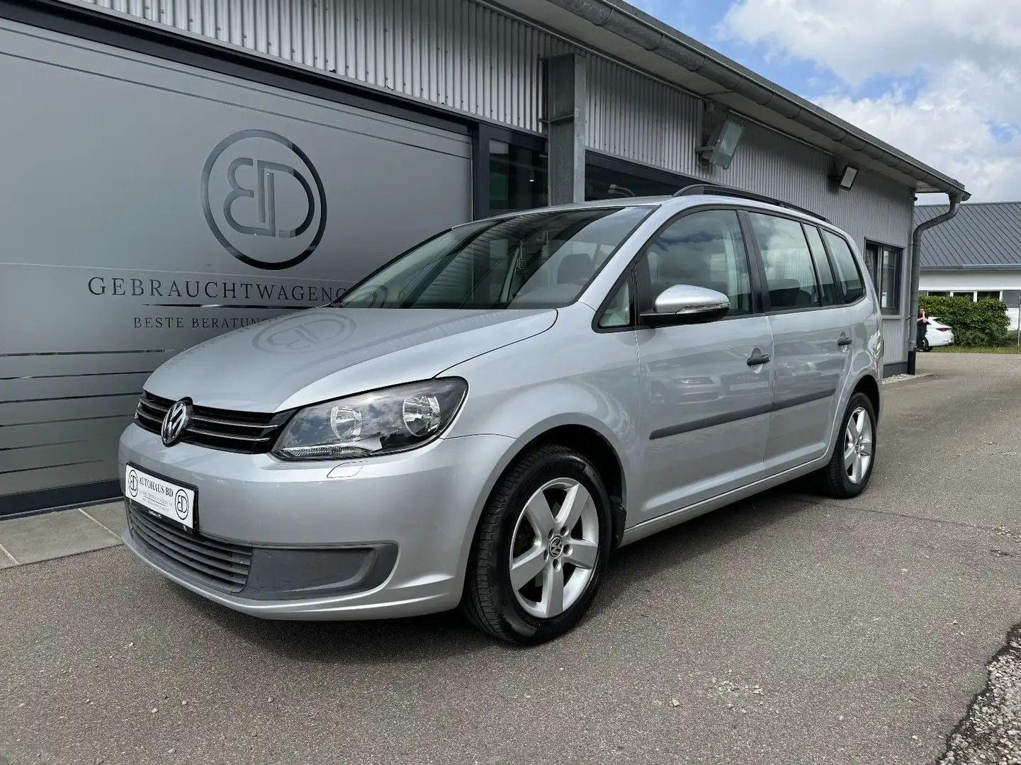 Volkswagen Touran Trendline*Euro5*Klima*2 Hand*LM*SHZ*NAVI* Zilver - 1