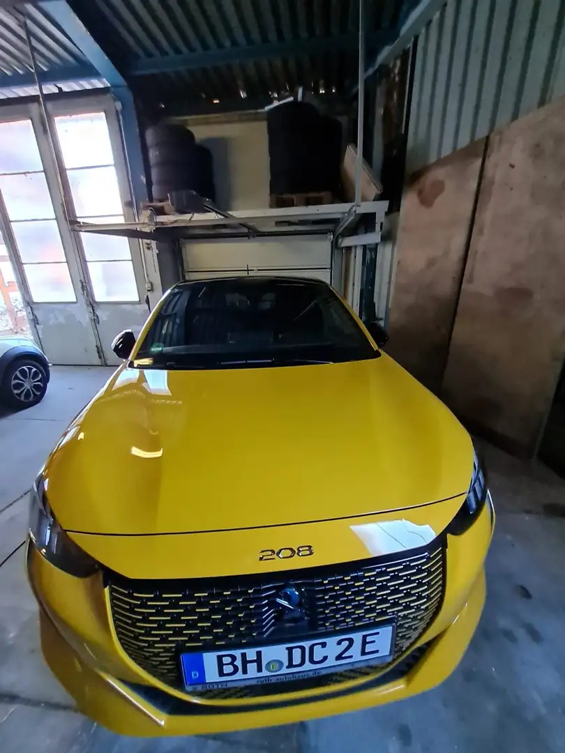 Peugeot e-208 208 Elektromotor 136 GT Pack Gelb - 1