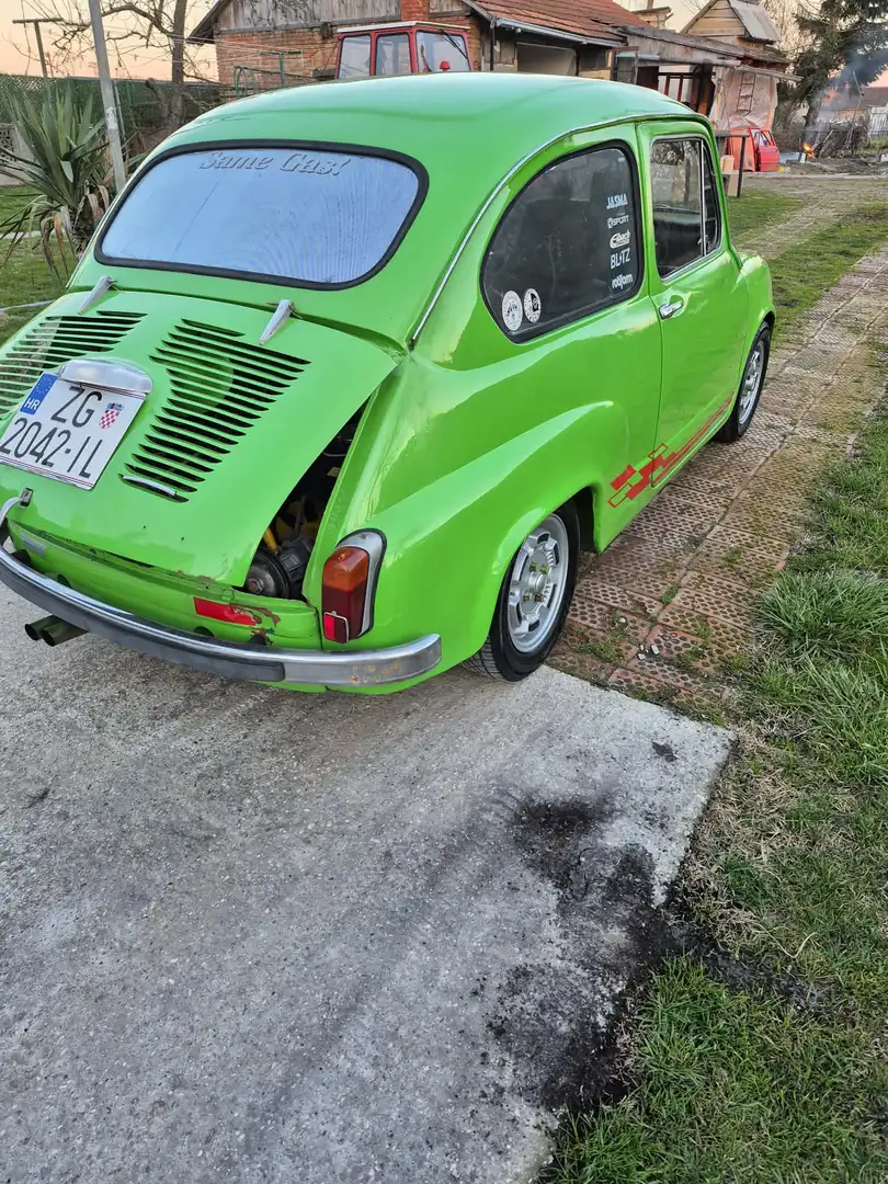 Zastava 750 Grün - 1