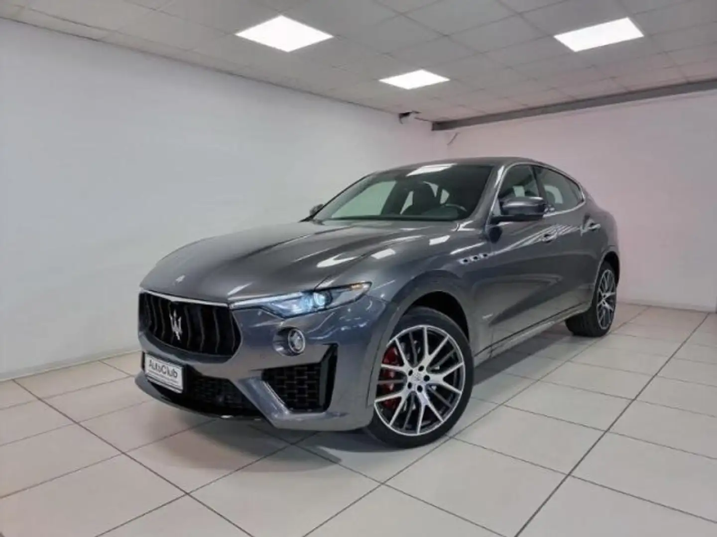 Maserati Levante V6 AWD Gransport Gris - 1