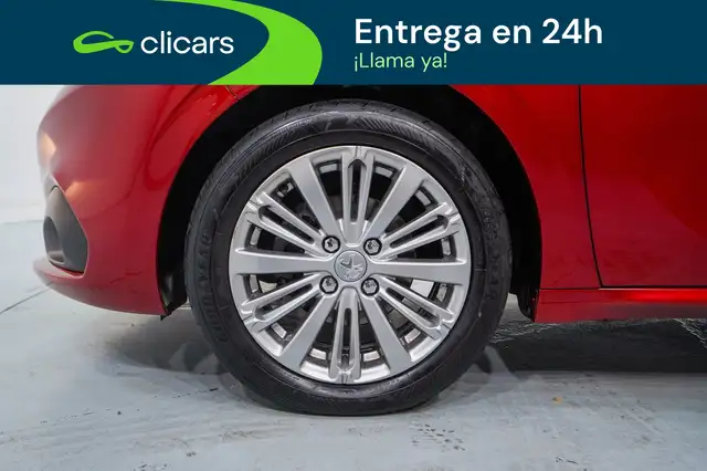Peugeot 208 view 11