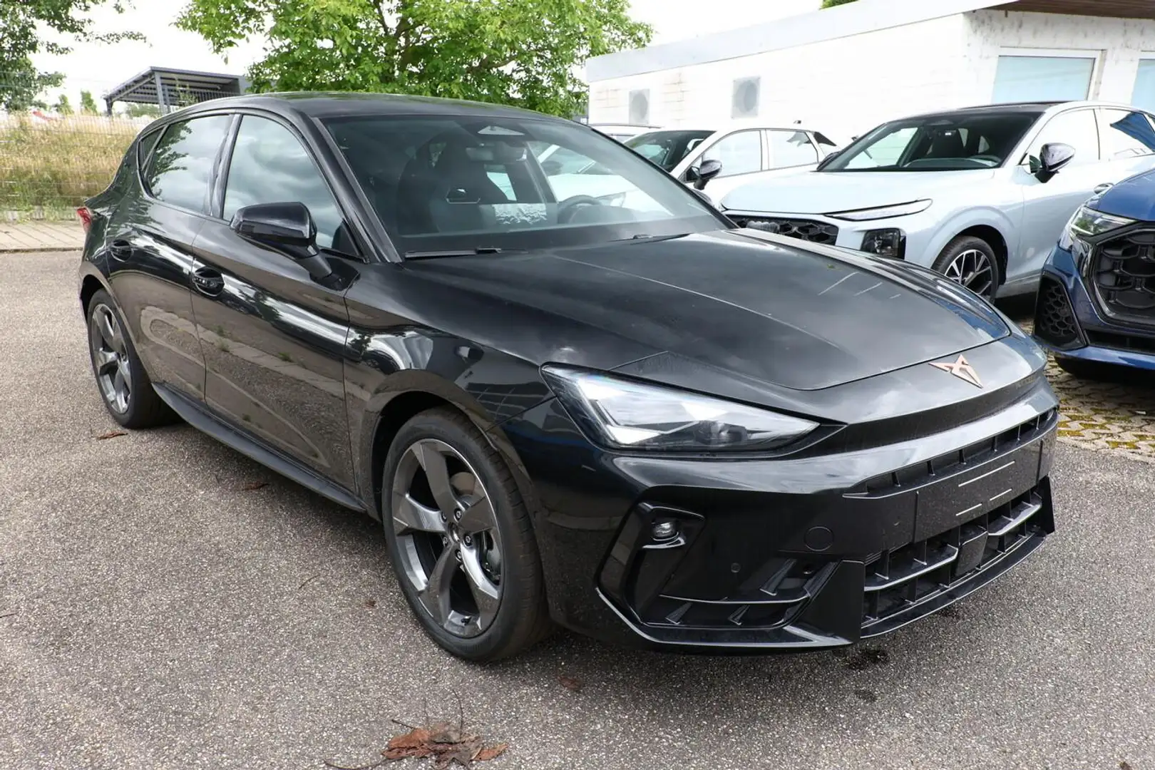 CUPRA Leon DSG IntelliD Nav Matrix Dinamica Kam Ambien 110... Schwarz - 2