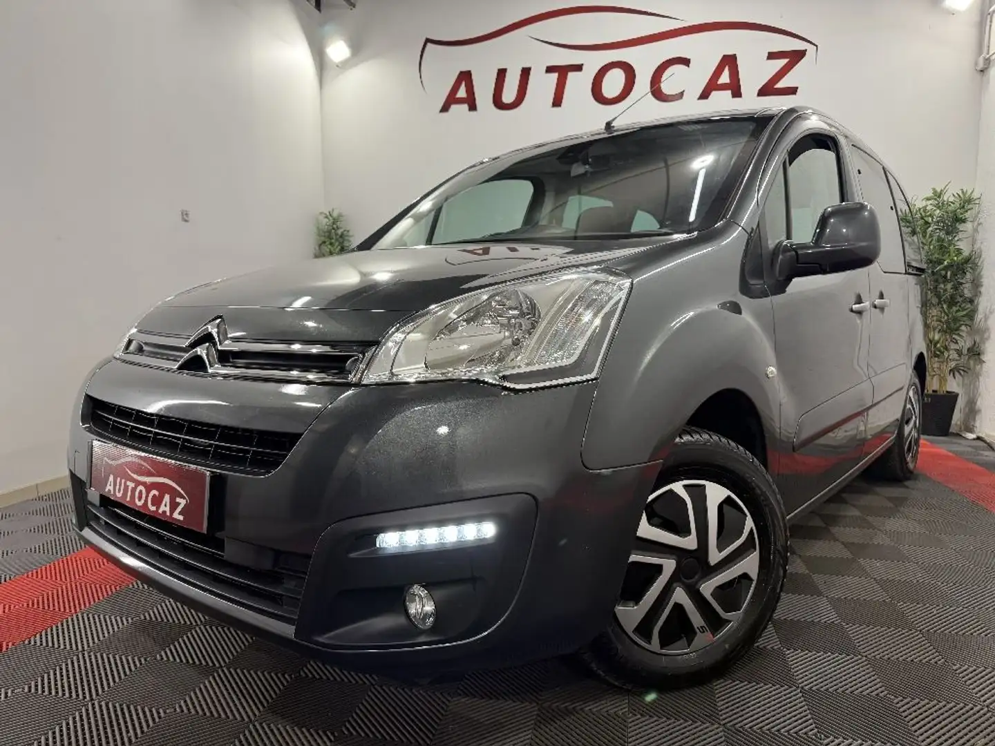 Citroen Berlingo MULTISPACE BlueHDi 100 BVM5 Feel Gris - 2