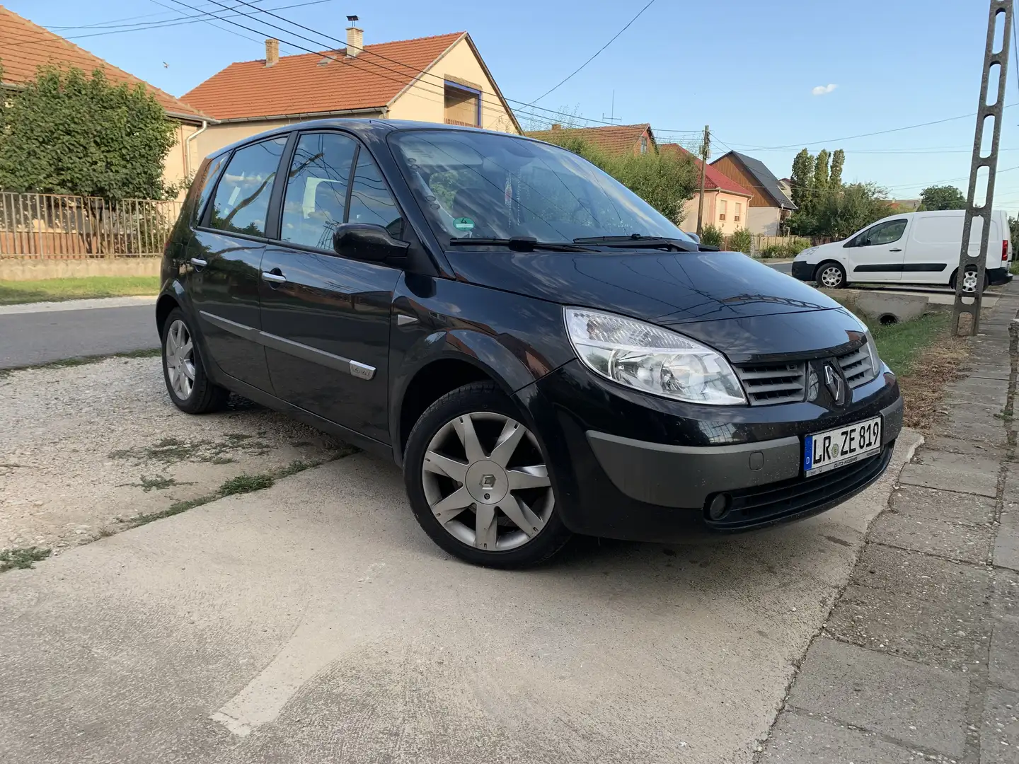 Renault Scenic 1.6 16V Authentique - 1