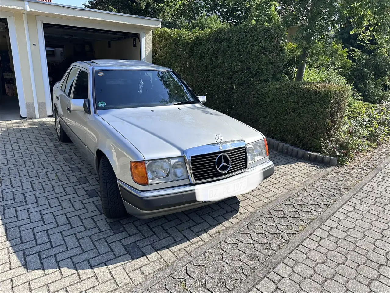 Mercedes-Benz E 260 W 124 E 260, foto 2
