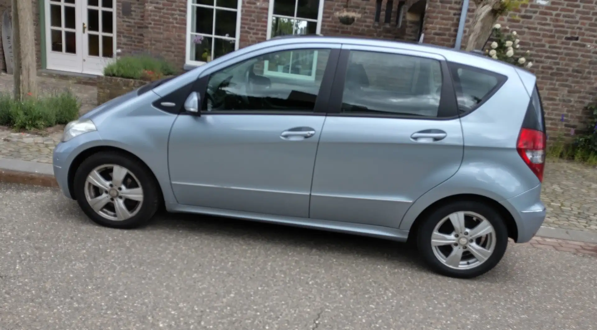 Mercedes-Benz A 200 Turbo Avantgarde Silber - 2