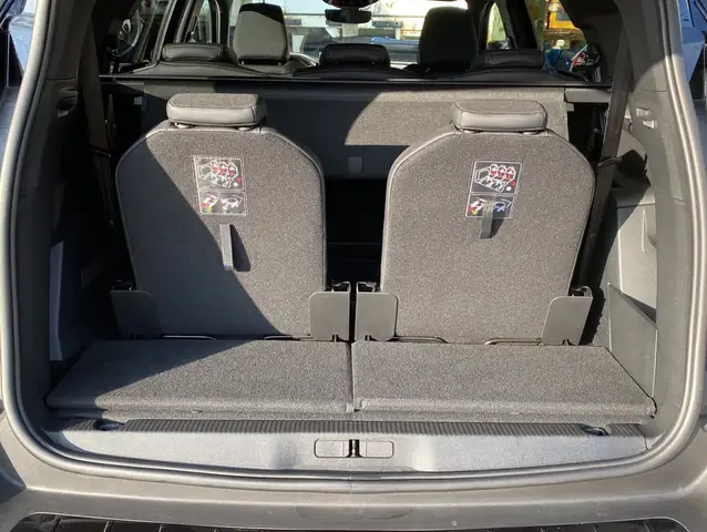 Peugeot 5008 view 10