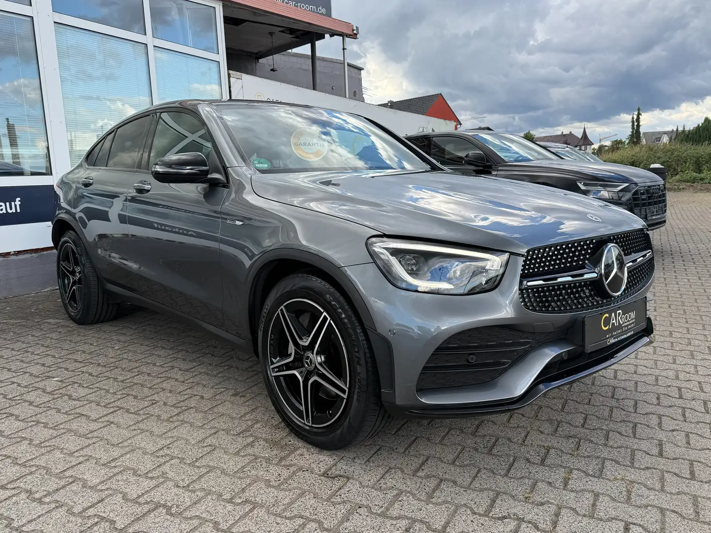 Mercedes-Benz GLC 300 GLC Coupe 300 d 4Matic*HUD*Wide*Distr*AMG*Night* Grau - 2