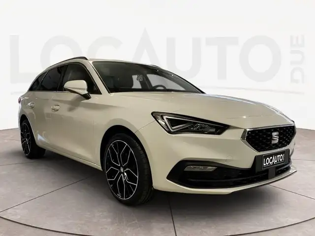SEAT Leon view 3