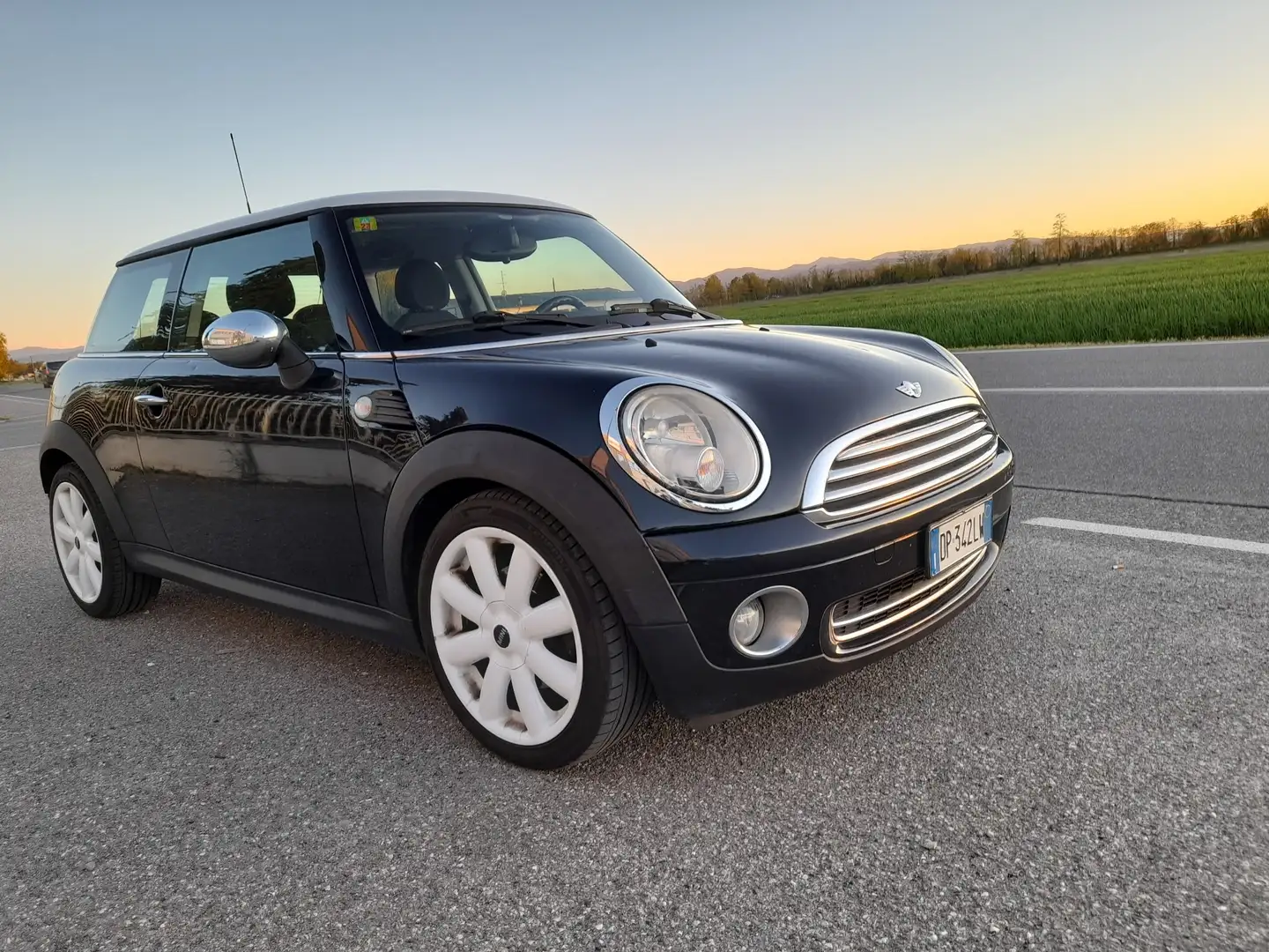 MINI - 1