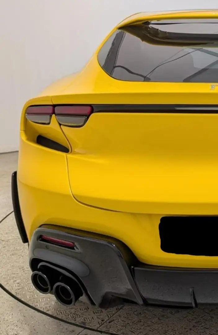 Ferrari Purosangue 6.5 Amarillo - 2