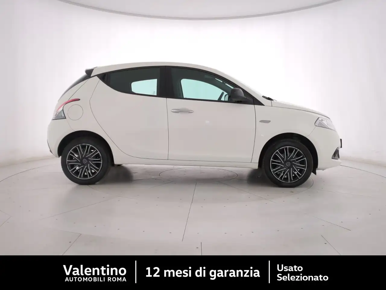 Lancia Ypsilon 2024