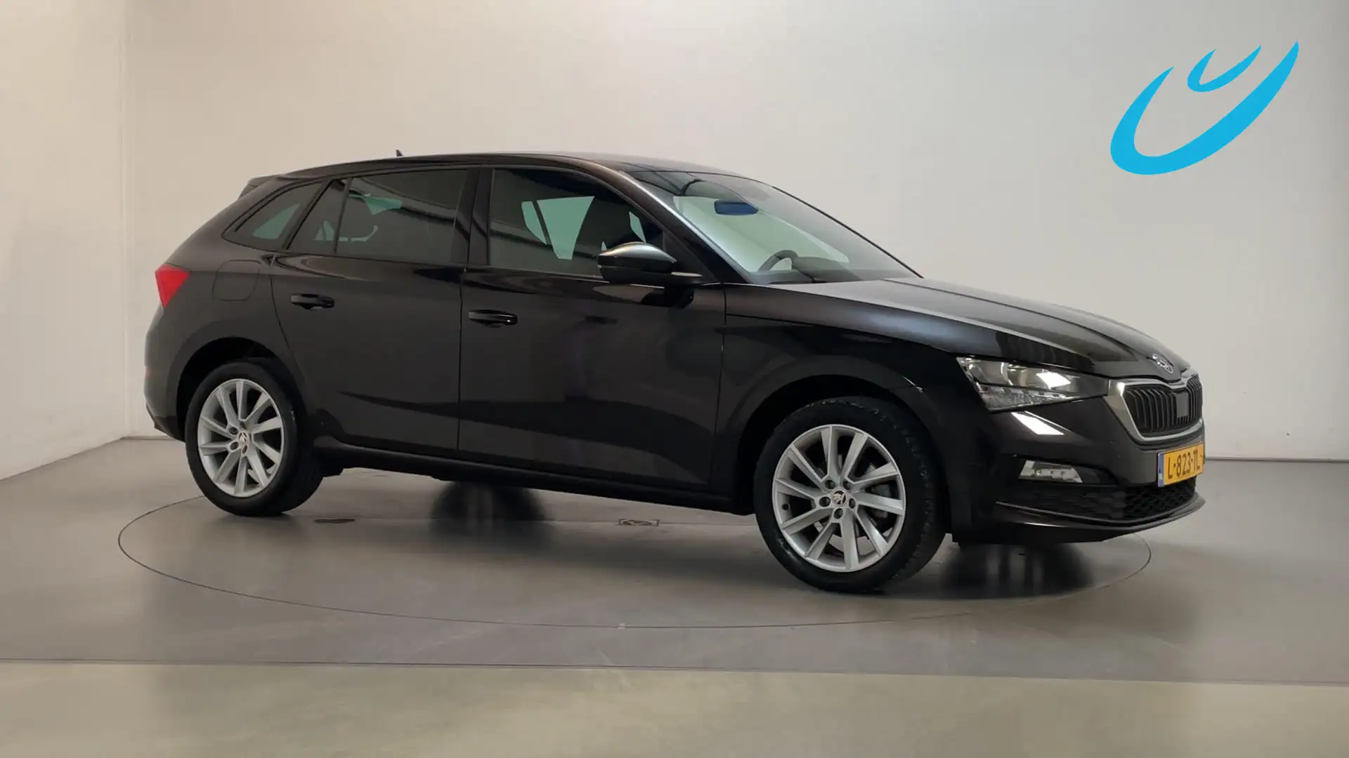 Skoda Scala 1.0 TSI 110pk Sport Business Climate Control App-C Zwart - 1