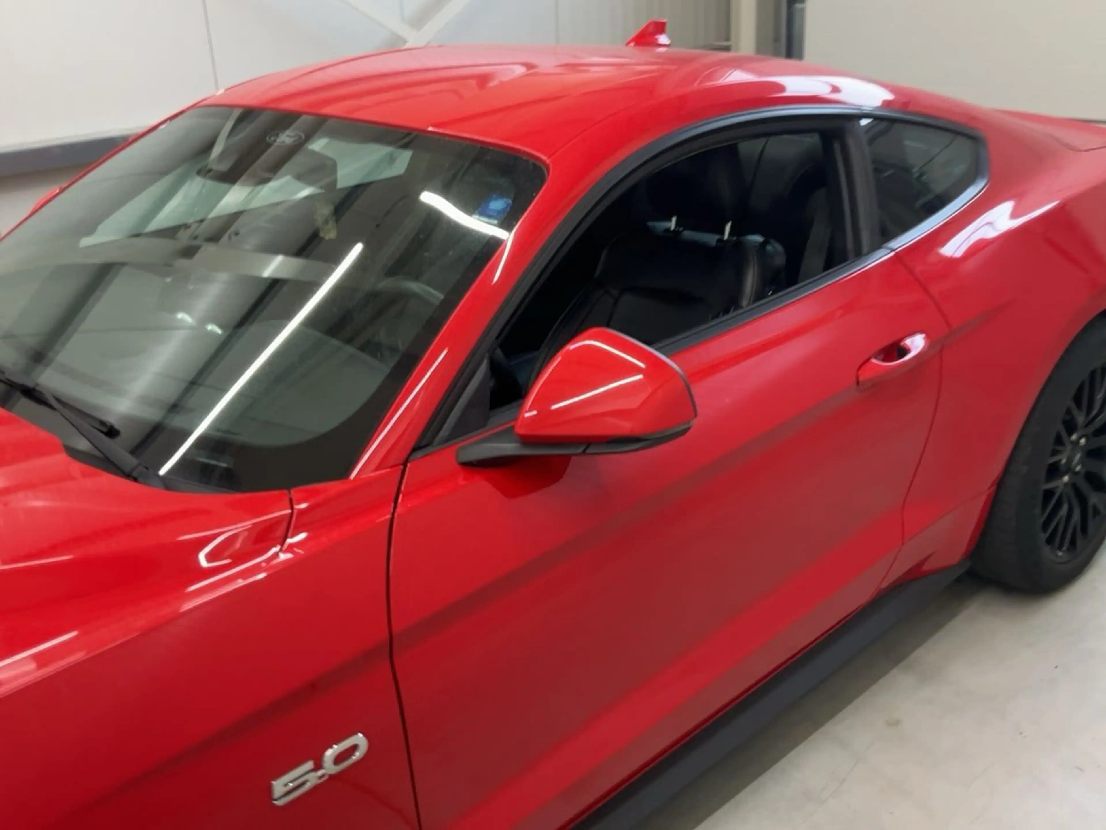 Ford Mustang GT FASTBACK+UNFALLFREI+V8+MAGNERIDE+SHZ+GARANTIE — photo 2