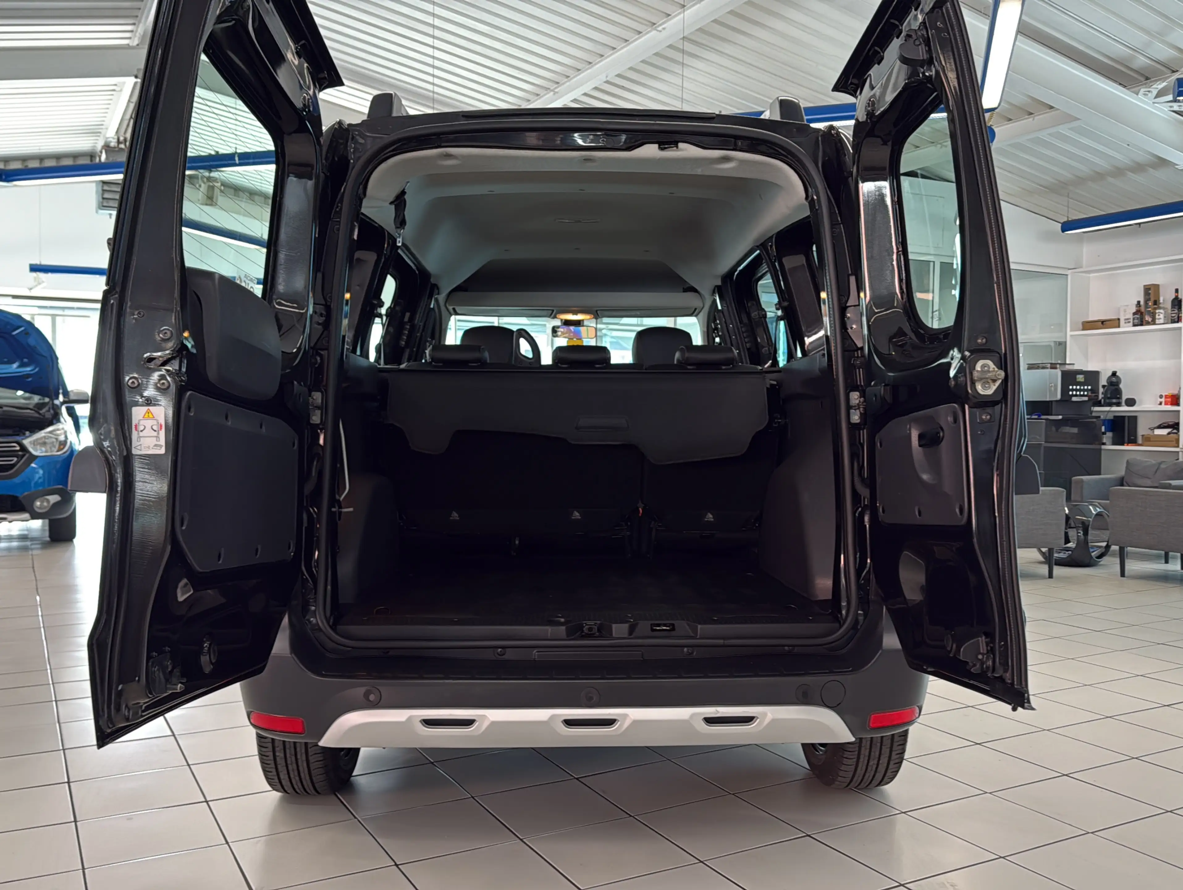 Dacia Dokker 1.2 Stepway Celebration|Klima|Navi|Kamera — photo 15