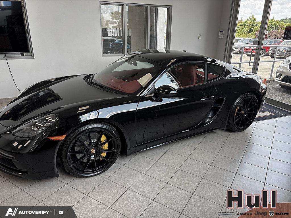 2025 Porsche Cayman 718