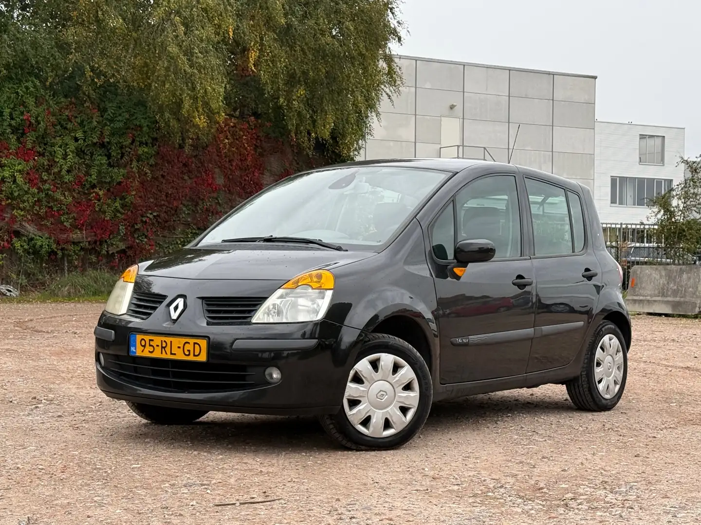 Renault Modus 1.4-16V Tech Line/ ELECKTRA PAKKET Zwart - 1