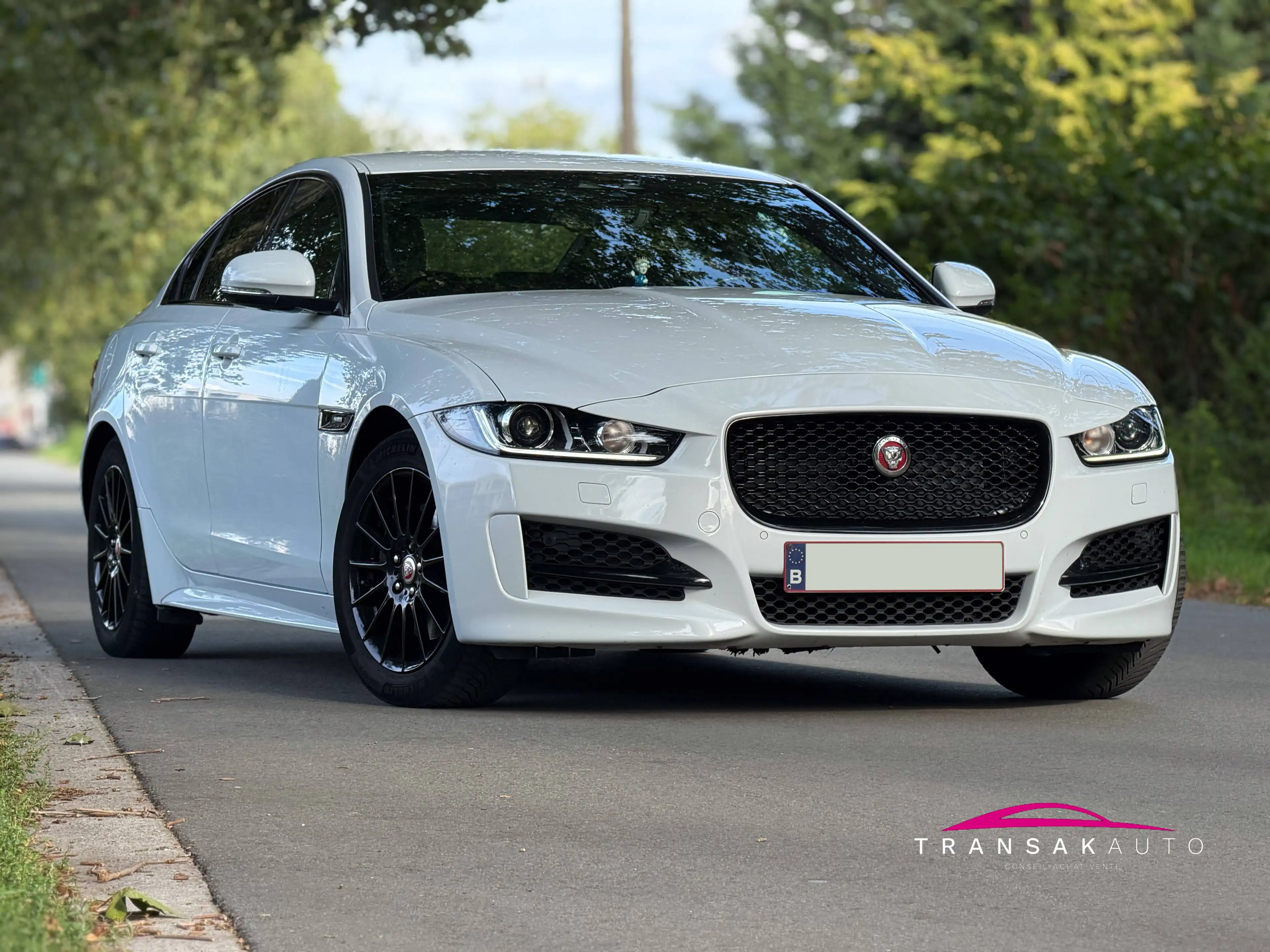 Jaguar XE 2.0 D R-Sport - Suivi entretien - Garantie 12 mois