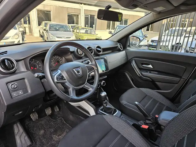 Dacia Duster view 7