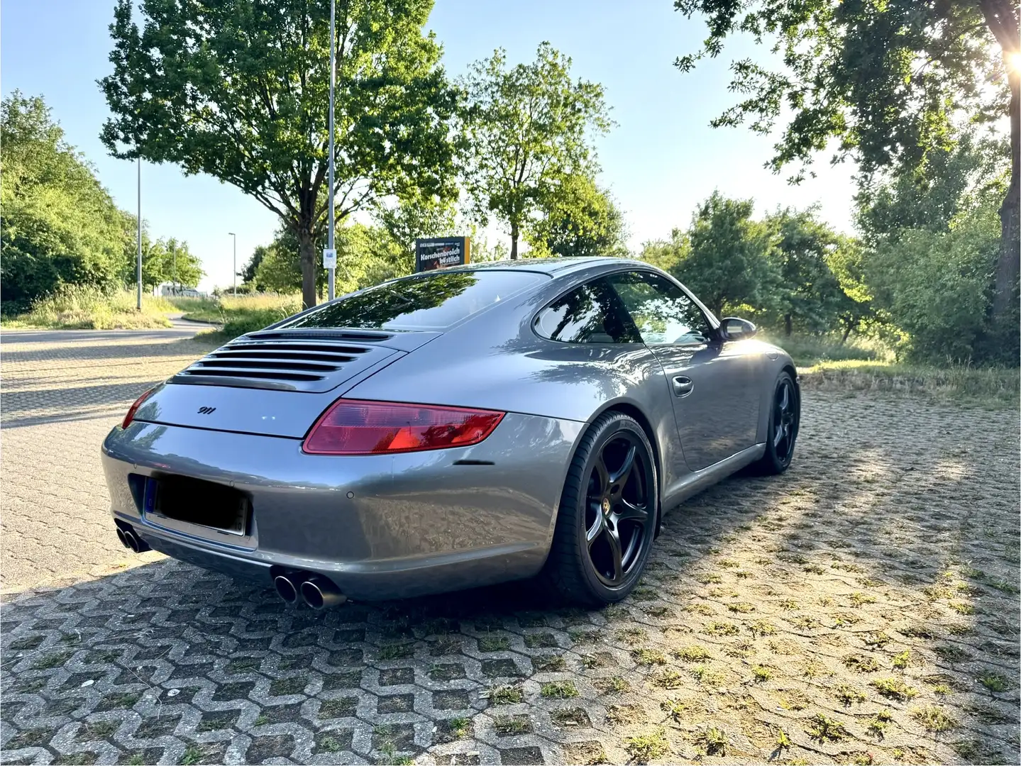 Porsche 997 Carrera Coupe Grau - 2