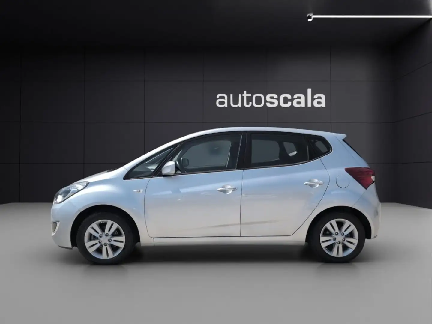 Hyundai iX20 1.4 90 CV Econext Comfort Gpl Argento - 2