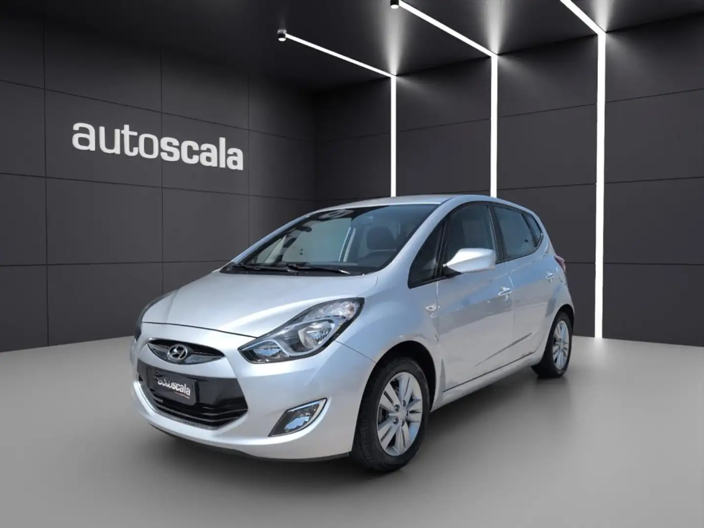 Hyundai iX20 1.4 90 CV Econext Comfort Gpl Argento - 1