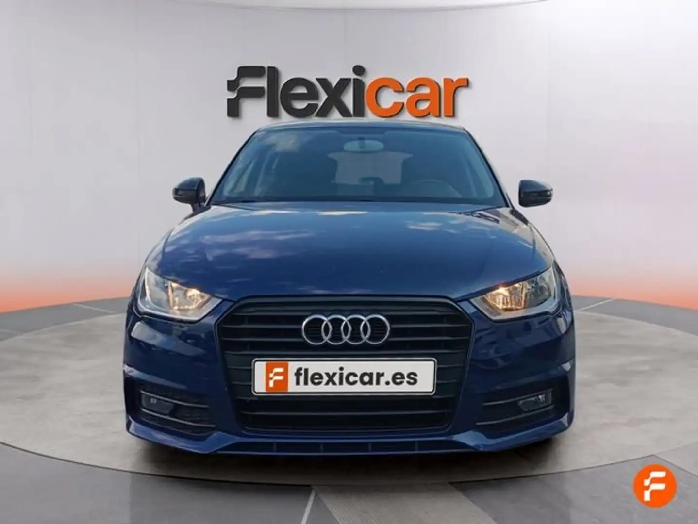Audi A1 1.0 TFSI Adrenalin Azul - 2