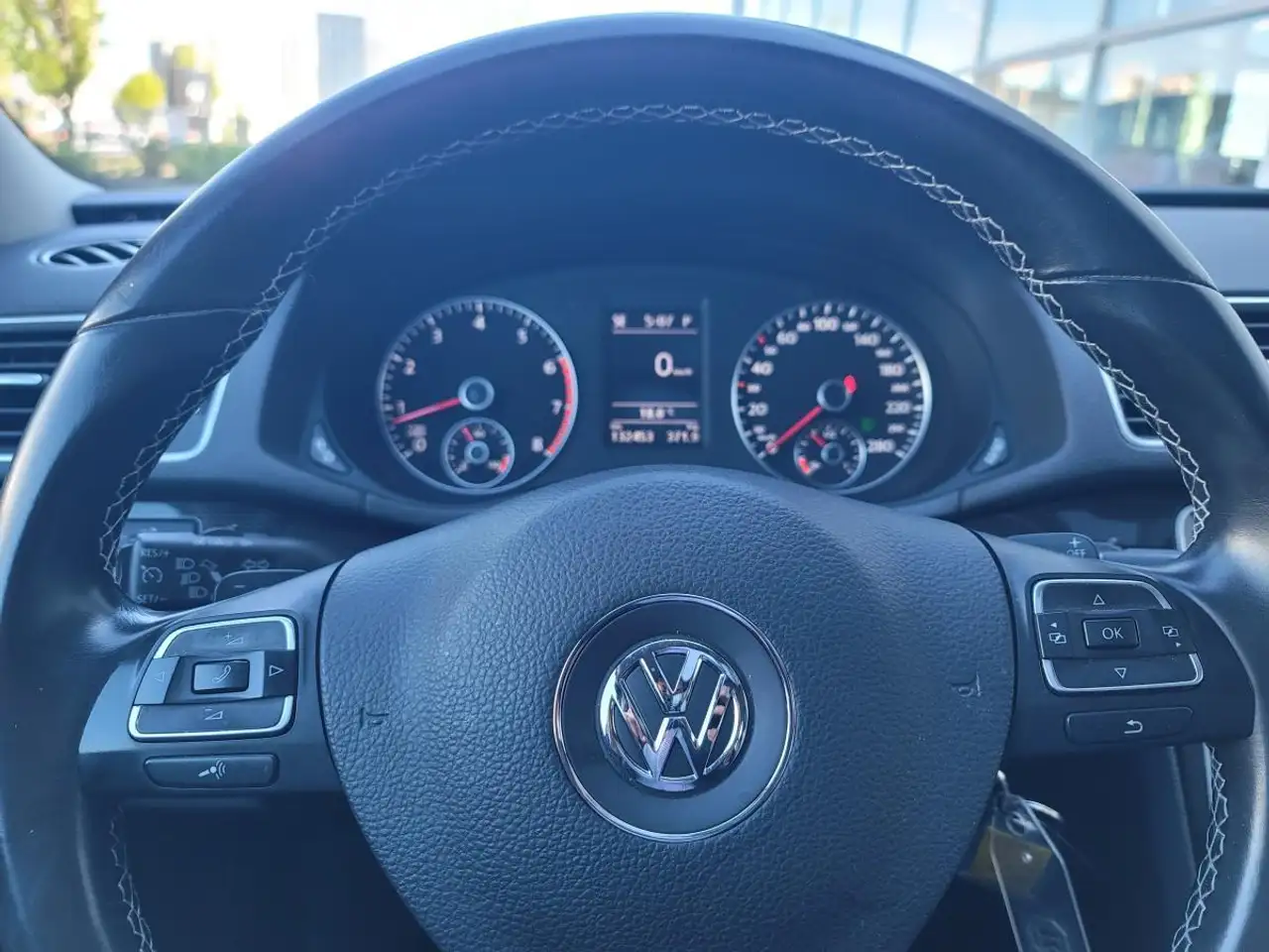 Volkswagen Passat снимка Volkswagen Passat
