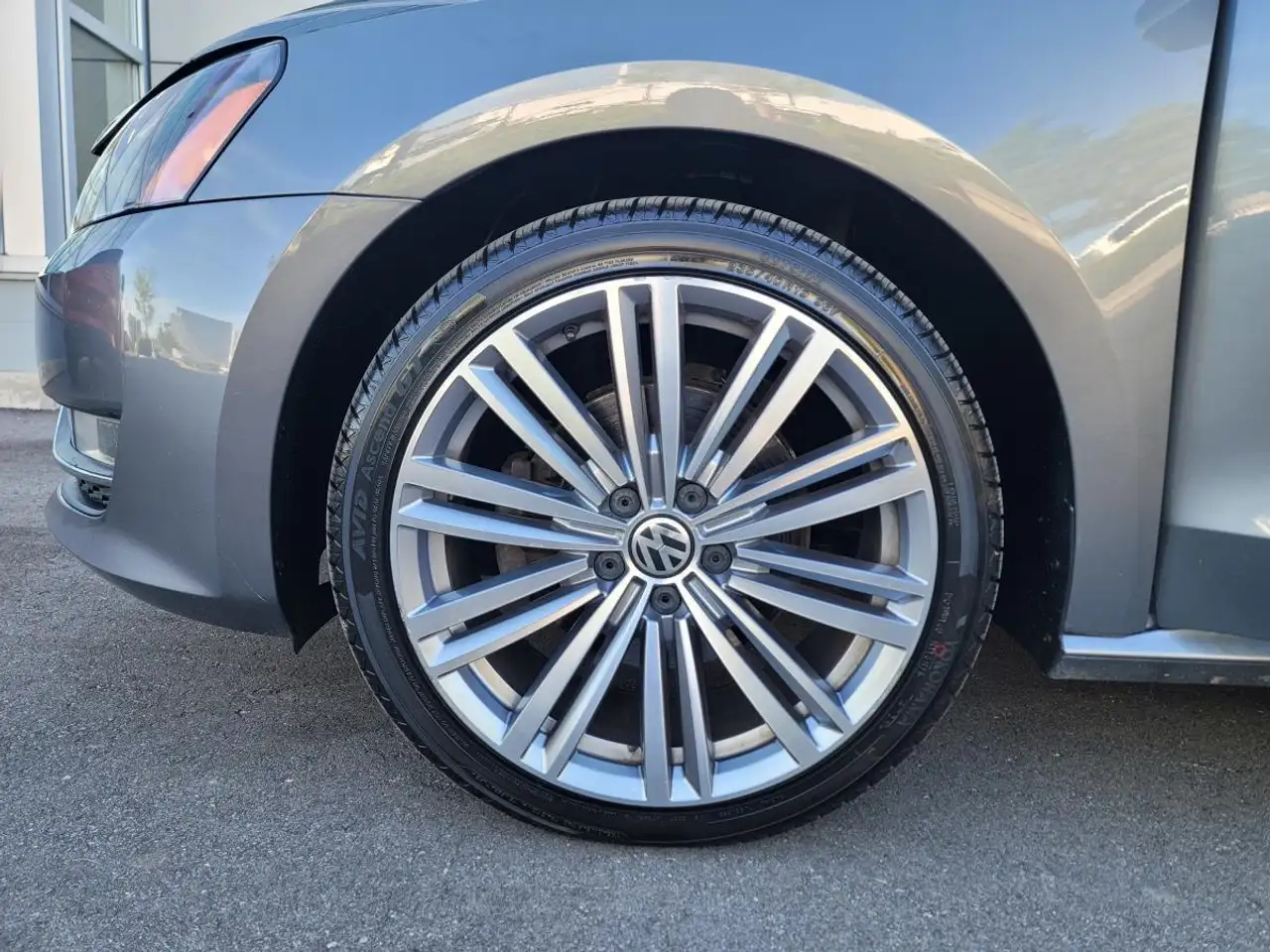Volkswagen Passat снимка Volkswagen Passat