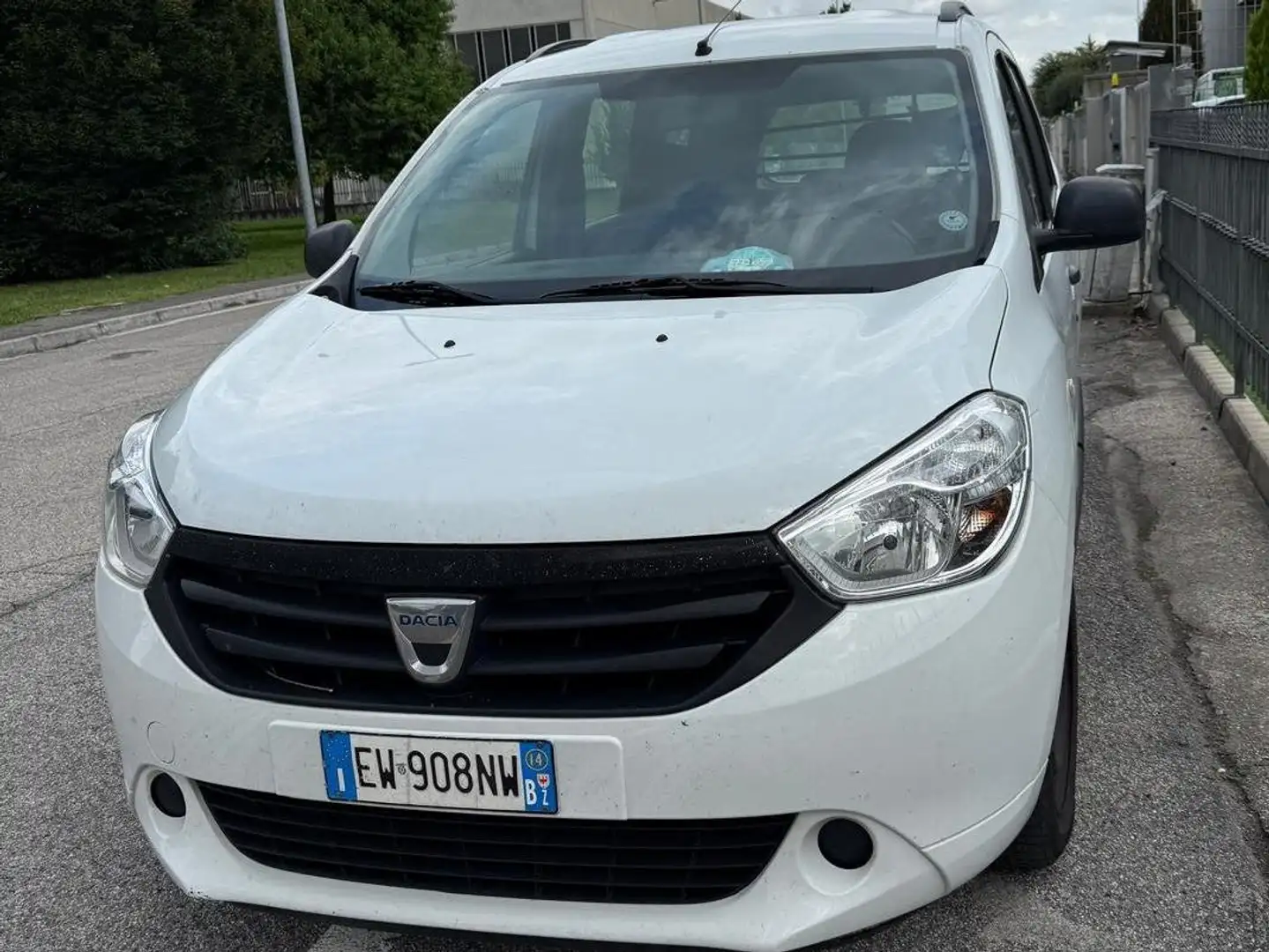 Dacia Lodgy Lodgy 1.6 Laureate Gpl 85cv Blanc - 1